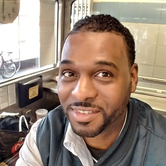 Meet your Posher, Kenya - Picture 3 of 3